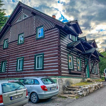 Penzion Zelene Udoli Янске Лазне Екстериор снимка